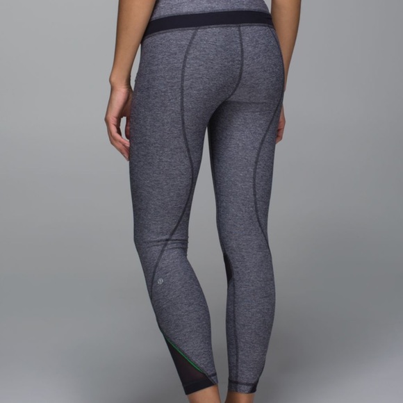 Lululemon Inspire Tight II (Mesh)
Heathered Naval Blue / Naval Blue Size 6 - Picture 13 of 17